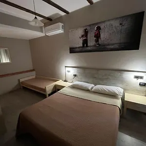 Hotel Pino **